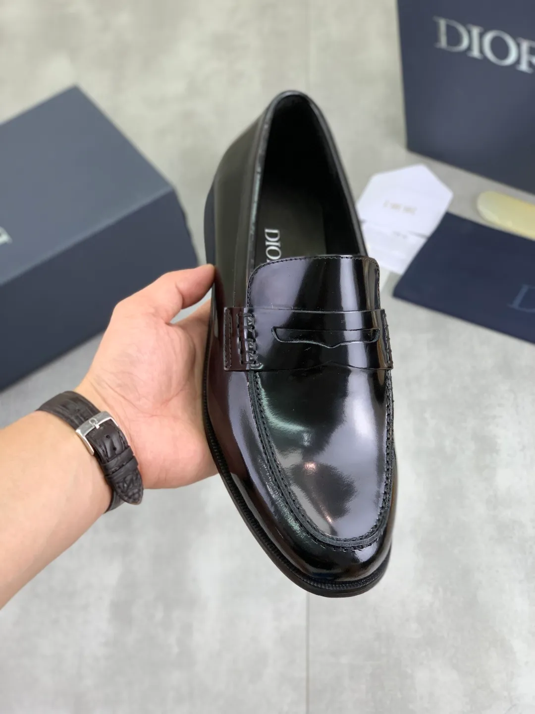 Men's men's shoes 💰P560 new style 💰high version 💎💎💎Dior original version! Top Italian purchasing agent! Men's business casual leather shoes, original imported open-edge beaded calfskin upper, ultimate texture, gentlemanly style, imported water-dyed cowhide inside, top-quality original Italian rubber outsole, first-class workmanship, top quality! Size: 39-44 (45 customized) 3️⃣ colors available